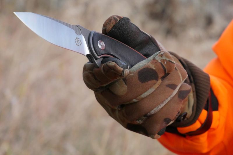 hardened hunting knife black